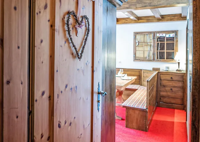 Chesa Murtel By Interhome